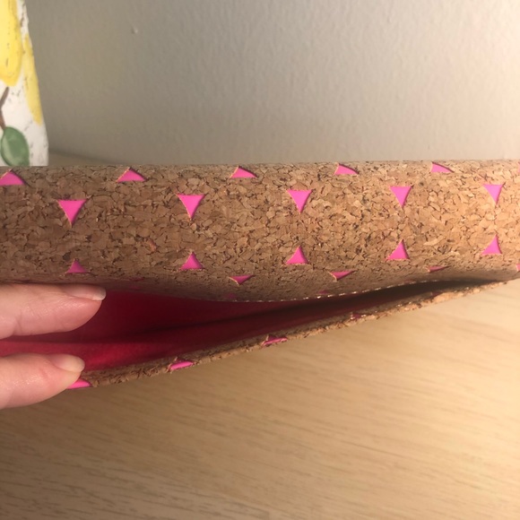 Francesca’s Trixi Cork Pink Envelope Wallet - Picture 10 of 16